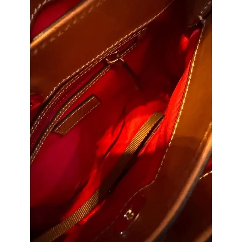 Dooney & Bourke this dooney
